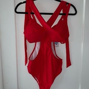 Cupshe one piece bathing suit
